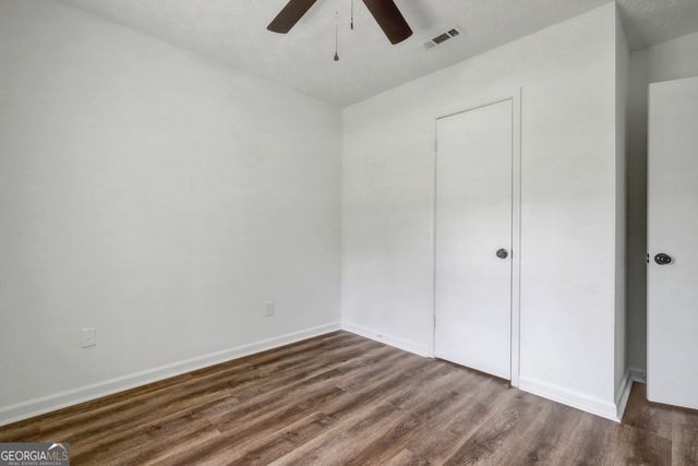 608 S Jeff Davis Drive, Fayetteville, GA 30215