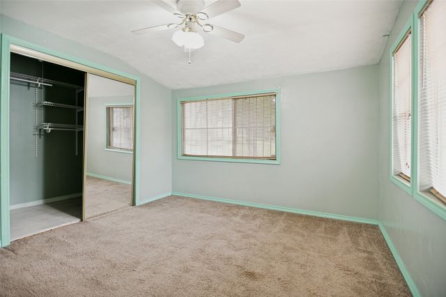 408 W Montana Avenue, Dallas, TX 75224