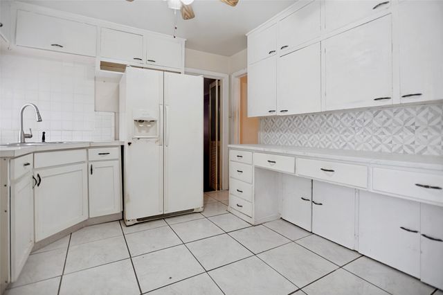 408 W Montana Avenue, Dallas, TX 75224