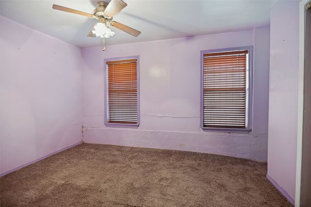 408 W Montana Avenue, Dallas, TX 75224