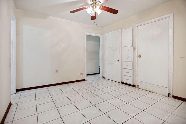 408 W Montana Avenue, Dallas, TX 75224