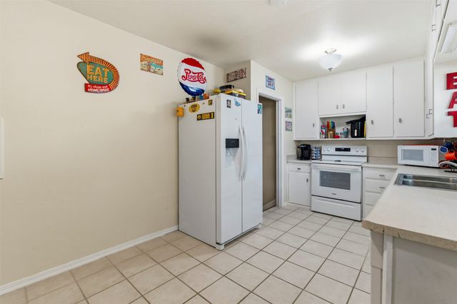 4104 4th Street, Des Moines, IA 50313