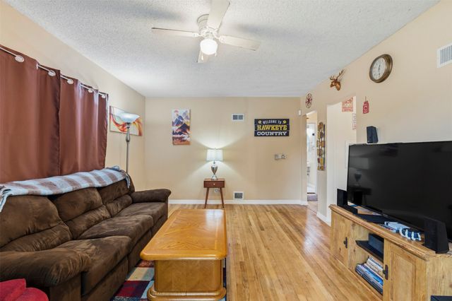 4104 4th Street, Des Moines, IA 50313