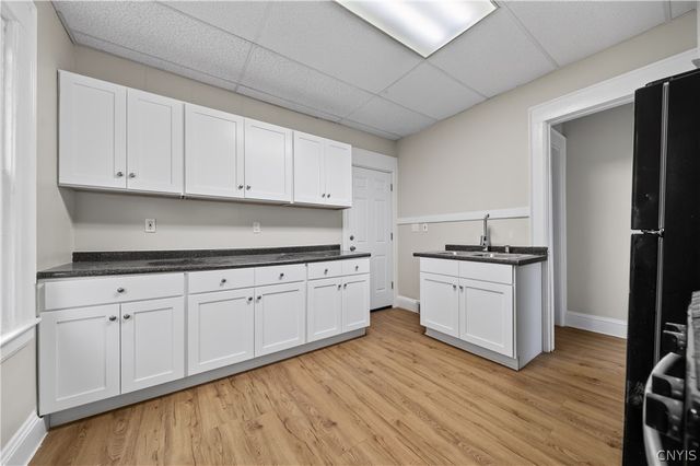 2410 East Genesee Street 12, Syracuse, NY 13210