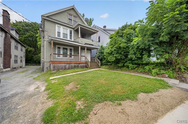 2410 East Genesee Street 12, Syracuse, NY 13210