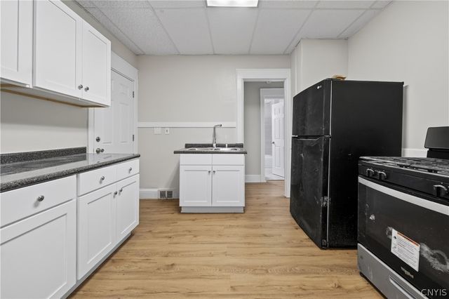 2410 East Genesee Street 12, Syracuse, NY 13210