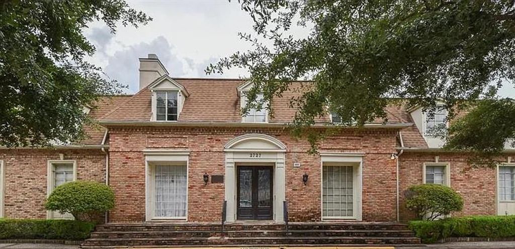 2727 Briarhurst Drive 1, Houston, TX 77057