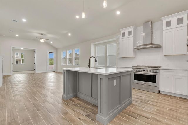 8507 Pine Muhly DR, Lago Vista, TX 78645