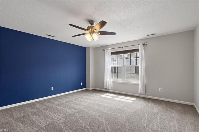 4823 Lake DR, Virginia Beach, VA 23455
