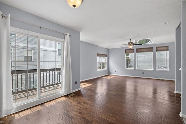 4823 Lake DR, Virginia Beach, VA 23455