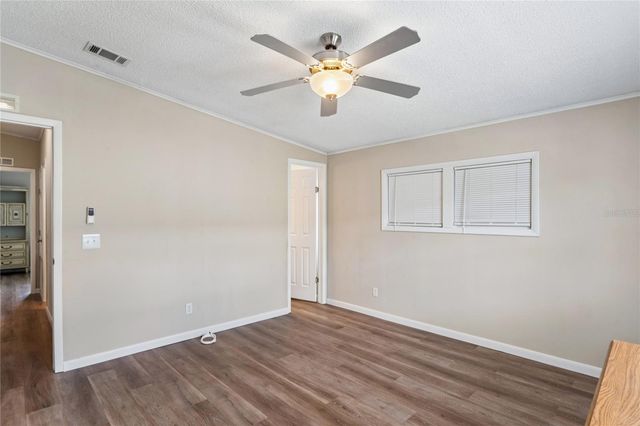 37537 PINATA AVENUE, Zephyrhills, FL 33541