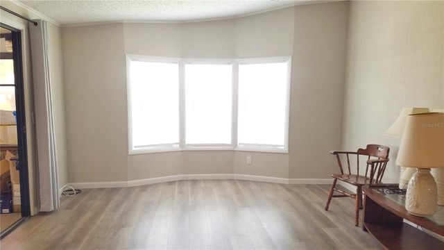 37537 PINATA AVENUE, Zephyrhills, FL 33541