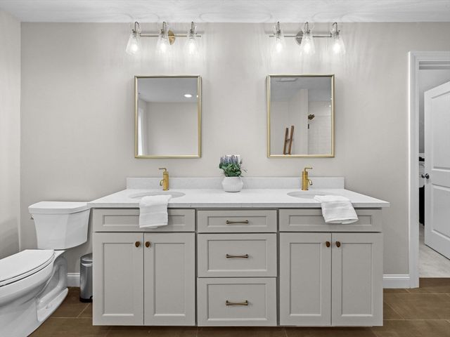 8 Clearview Street, Grafton, MA 01519