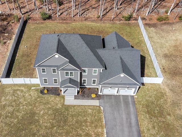 8 Clearview Street, Grafton, MA 01519