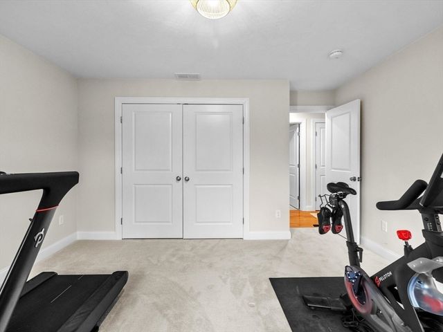 8 Clearview Street, Grafton, MA 01519