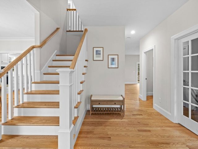 8 Clearview Street, Grafton, MA 01519