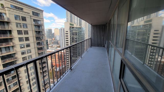10 E Ontario Street 2406, Chicago, IL 60611