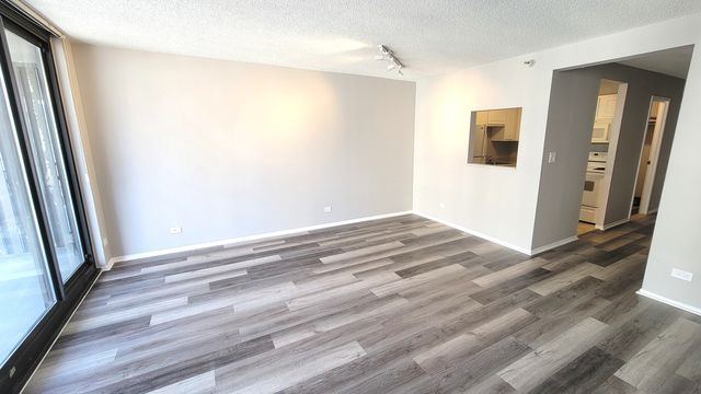 10 E Ontario Street 2406, Chicago, IL 60611