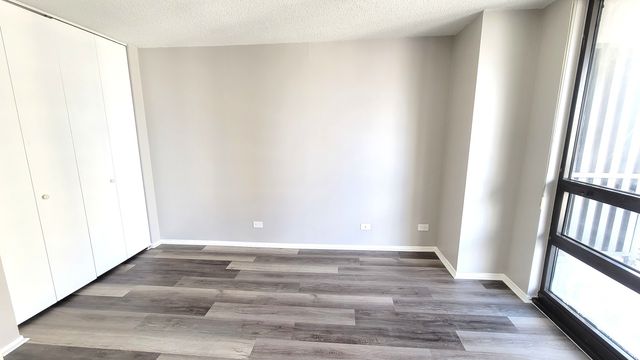 10 E Ontario Street 2406, Chicago, IL 60611