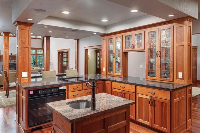 3031 Wild Rose LANE, Onalaska, WI 54650