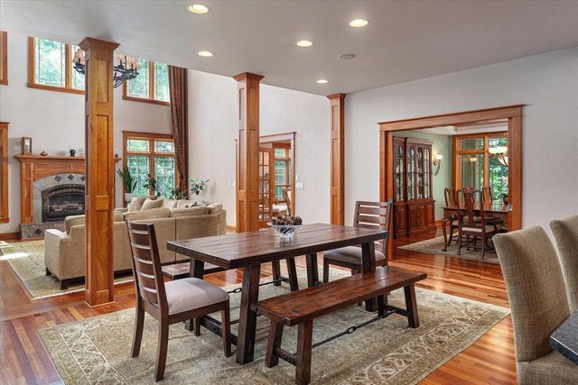 3031 Wild Rose LANE, Onalaska, WI 54650