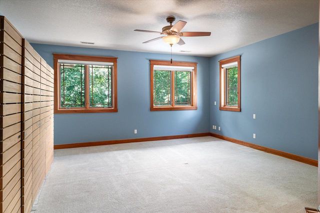 3031 Wild Rose LANE, Onalaska, WI 54650