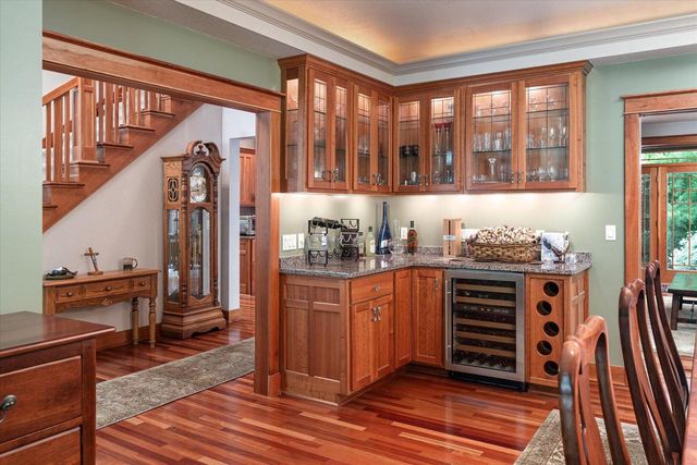 3031 Wild Rose LANE, Onalaska, WI 54650