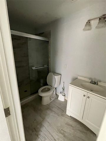 1607 Chapman Street, Houston, TX 77009