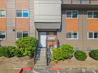 210 SW Clark Street #A202, Issaquah, WA 98027