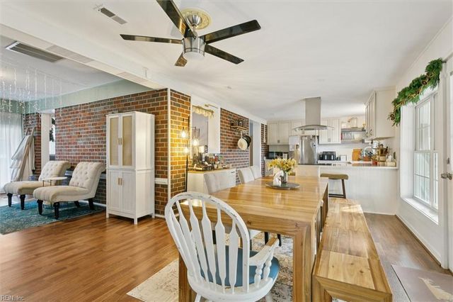 18 S Greenfield AVE, Hampton, VA 23666