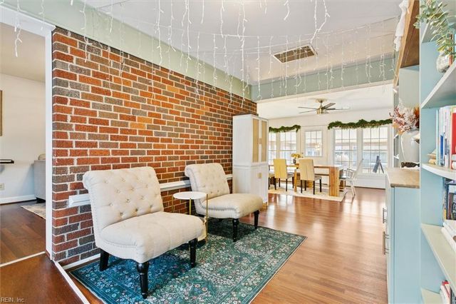 18 S Greenfield AVE, Hampton, VA 23666