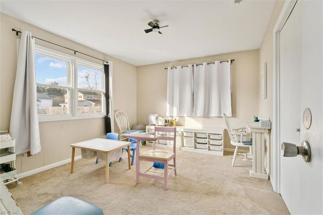 18 S Greenfield AVE, Hampton, VA 23666