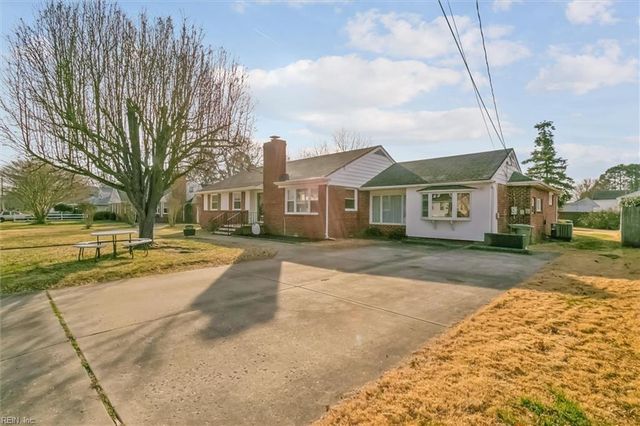18 S Greenfield AVE, Hampton, VA 23666