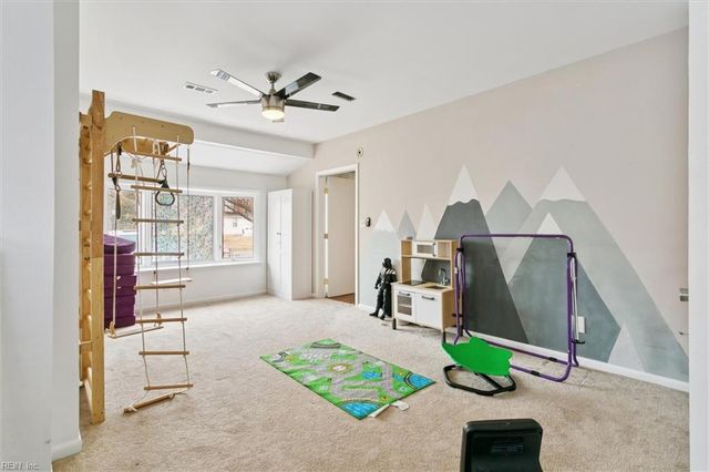 18 S Greenfield AVE, Hampton, VA 23666