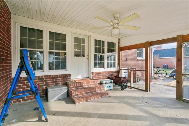 18 S Greenfield AVE, Hampton, VA 23666