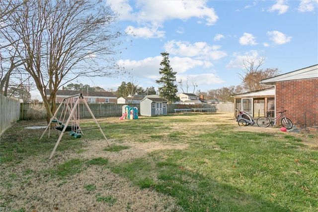 18 S Greenfield AVE, Hampton, VA 23666