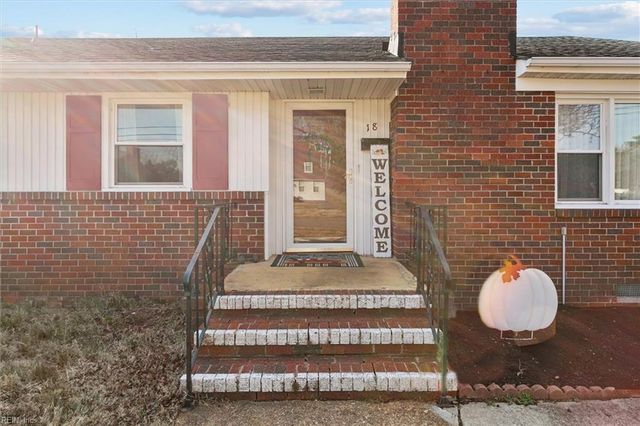 18 S Greenfield AVE, Hampton, VA 23666