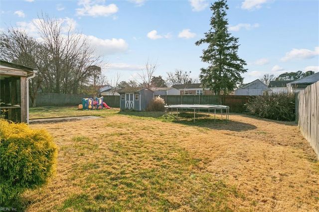 18 S Greenfield AVE, Hampton, VA 23666