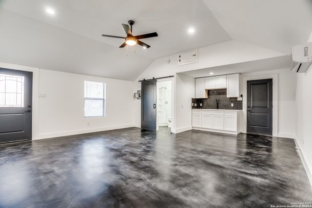 2201 MONTEREY ST, San Antonio, TX 78207