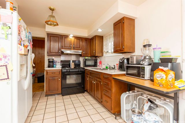 51894 Indiana State Route 933, South Bend, IN 46637