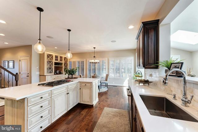 19746 WILLOWDALE PL, Ashburn, VA 20147