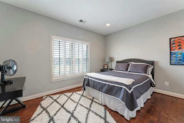 19746 WILLOWDALE PL, Ashburn, VA 20147