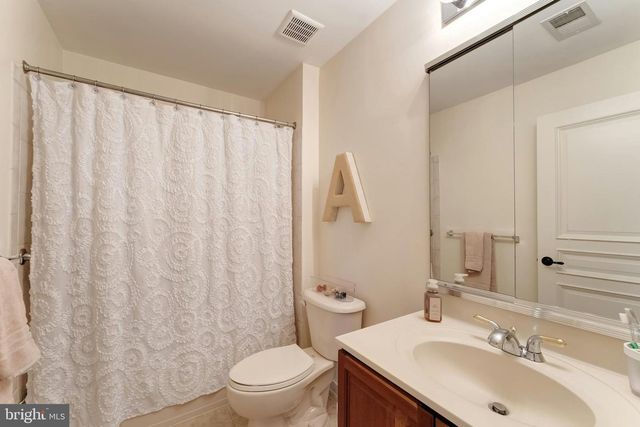 19746 WILLOWDALE PL, Ashburn, VA 20147