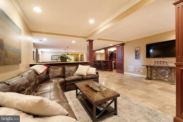 19746 WILLOWDALE PL, Ashburn, VA 20147