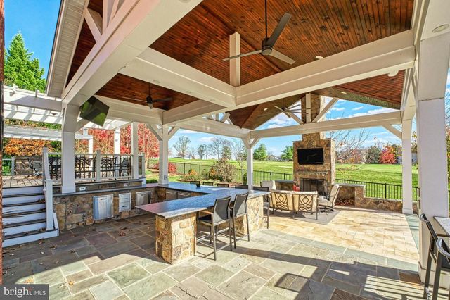 19746 WILLOWDALE PL, Ashburn, VA 20147