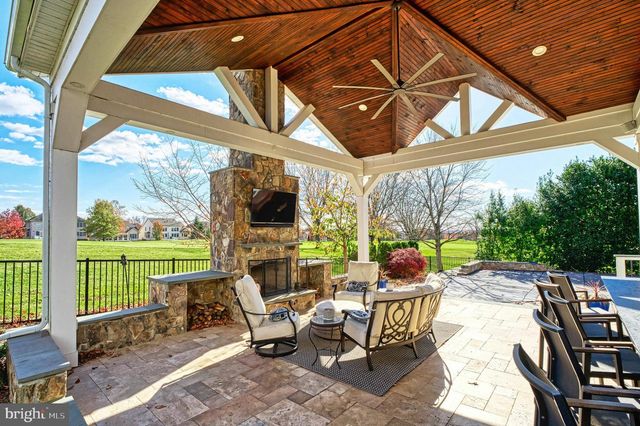 19746 WILLOWDALE PL, Ashburn, VA 20147