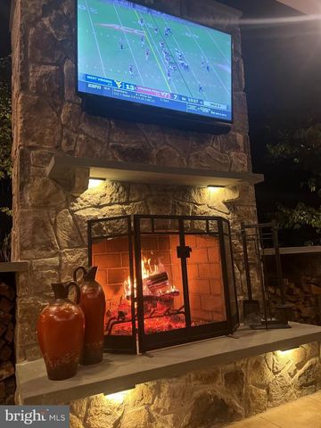 19746 WILLOWDALE PL, Ashburn, VA 20147