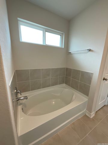 14110 Minette, San Antonio, TX 78253