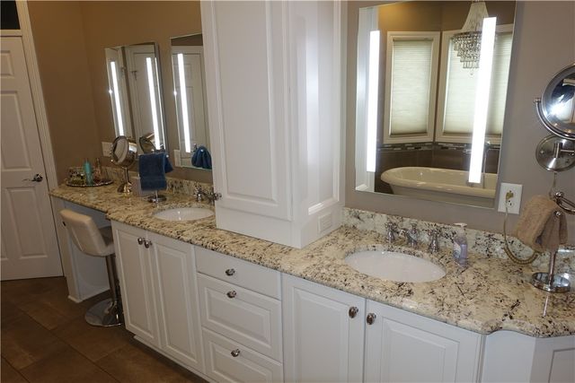 5 Blue Pine Circle, Penfield, NY 14526