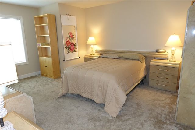 5 Blue Pine Circle, Penfield, NY 14526